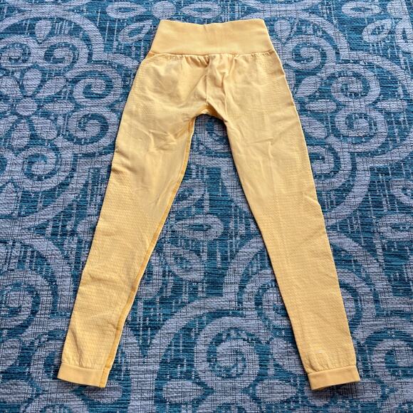 Gymshark Vital Seamless Leggings Yellow 7/8 High Waisted - Size XS/S - Picture 2 of 7